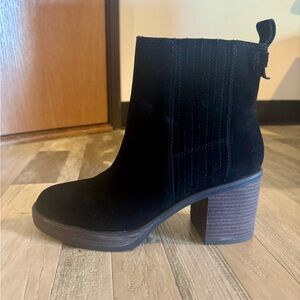 Crown Vintage Black Heeled Boots